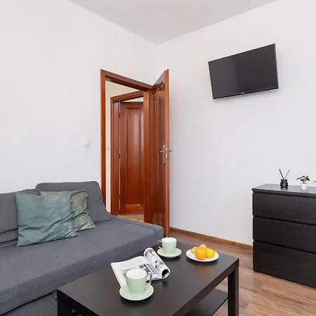 On Krupowki Street With Mountain View By Renters Apartment Zakopane